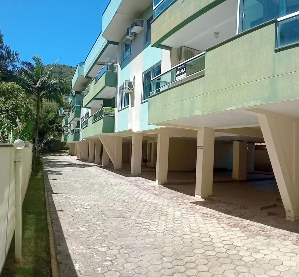 Apto Com 02 Quartos Praia Da Conceicao Bombinhas Sc Екстер'єр фото